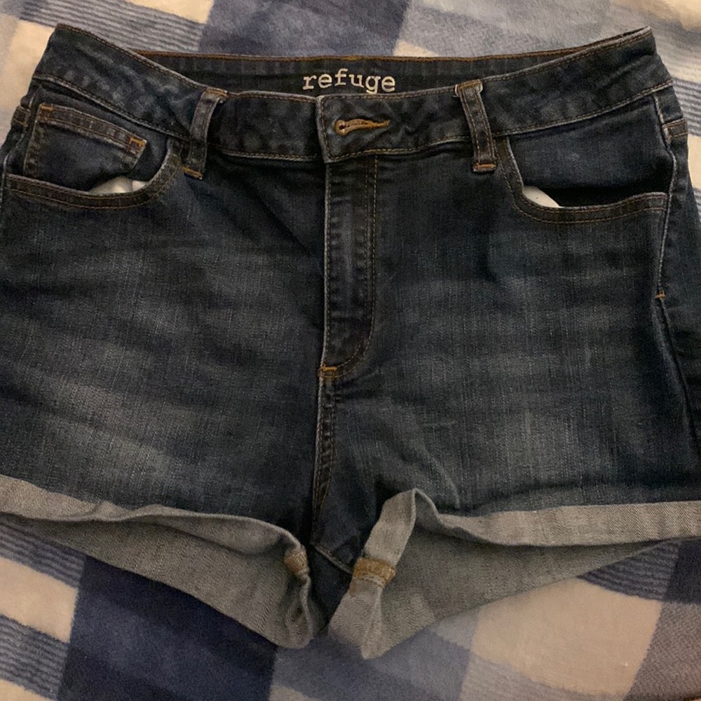 dark wash denim shorts
